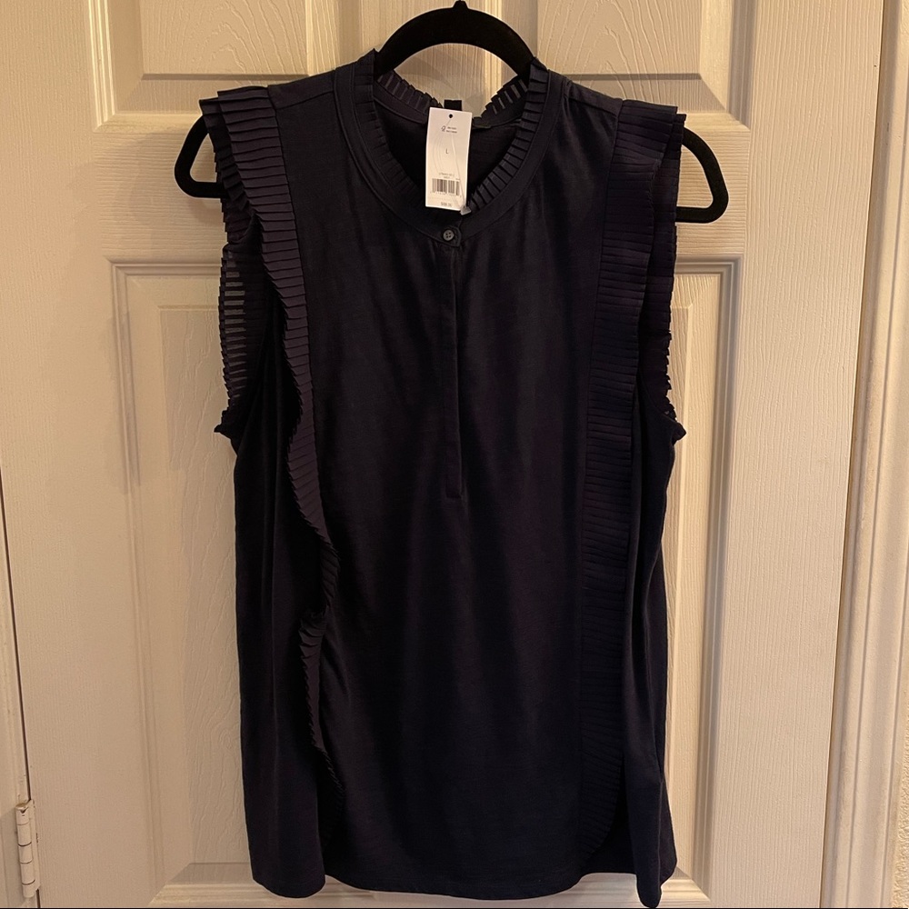 NWT - Banana Republic Flutter Sleeveless